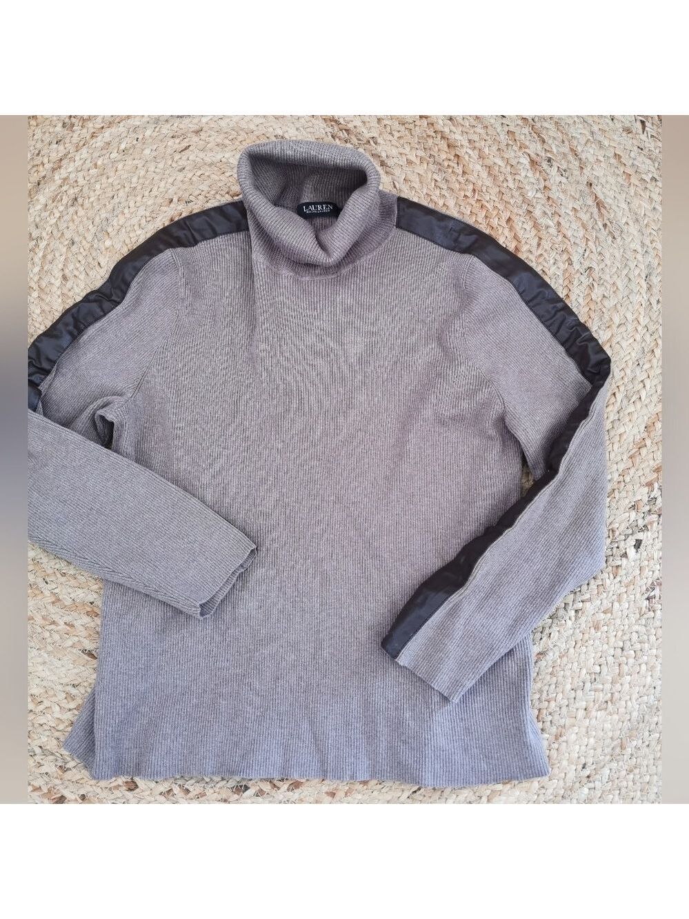 Vintage Womens Lauren RalphLauren Brown Turtleneck/ Pleather stripes on Arms 3X